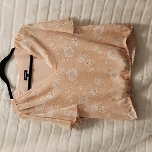 Express flutter sleve blouse